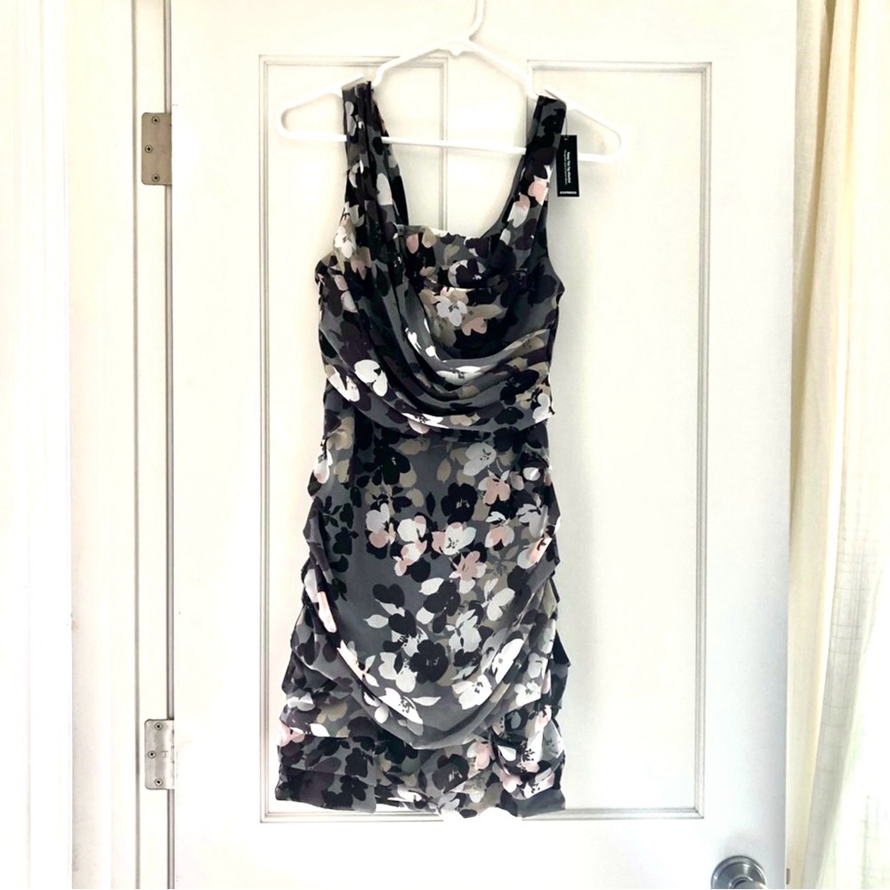 floral ruched dress